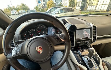 Porsche Cayenne III, 2011 год, 2 650 000 рублей, 13 фотография