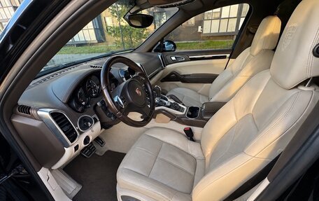 Porsche Cayenne III, 2011 год, 2 650 000 рублей, 26 фотография