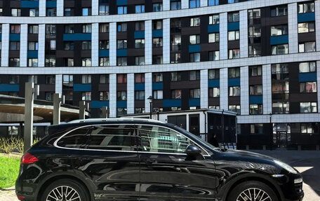 Porsche Cayenne III, 2011 год, 2 650 000 рублей, 27 фотография