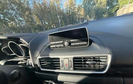 Mazda 3, 2015 год, 1 499 000 рублей, 13 фотография