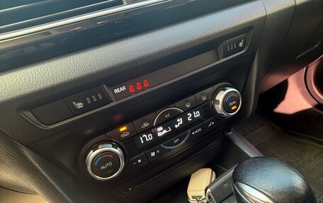 Mazda 3, 2015 год, 1 499 000 рублей, 18 фотография
