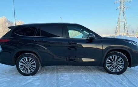 Toyota Highlander, 2025 год, 4 900 000 рублей, 6 фотография