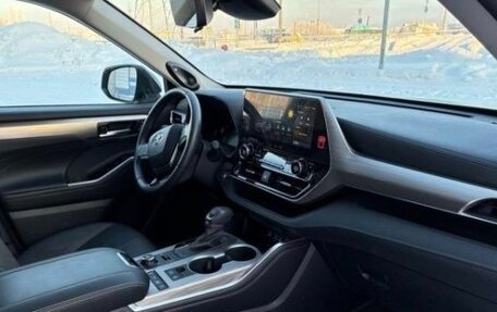 Toyota Highlander, 2025 год, 4 900 000 рублей, 3 фотография