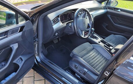 Volkswagen Passat B8 рестайлинг, 2021 год, 3 000 000 рублей, 11 фотография