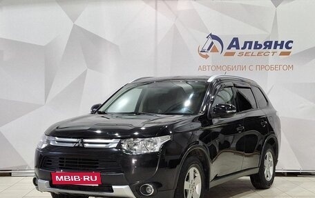 Mitsubishi Outlander III рестайлинг 3, 2014 год, 1 550 000 рублей, 7 фотография