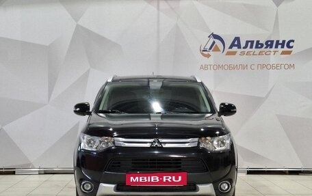 Mitsubishi Outlander III рестайлинг 3, 2014 год, 1 550 000 рублей, 8 фотография