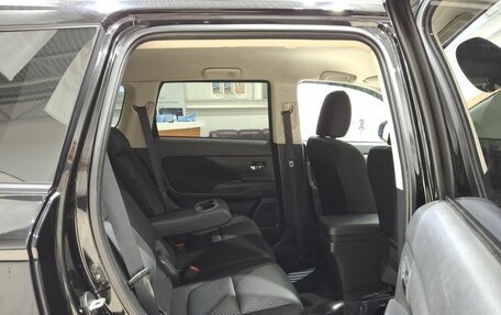 Mitsubishi Outlander III рестайлинг 3, 2014 год, 1 550 000 рублей, 20 фотография