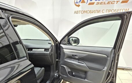 Mitsubishi Outlander III рестайлинг 3, 2014 год, 1 550 000 рублей, 29 фотография