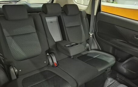 Mitsubishi Outlander III рестайлинг 3, 2014 год, 1 550 000 рублей, 37 фотография