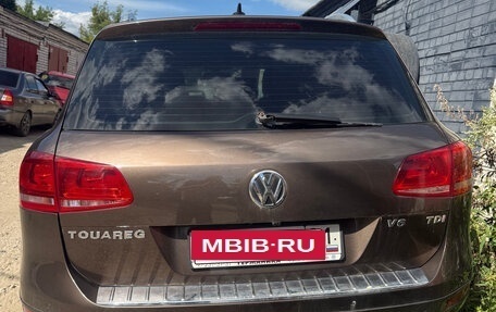 Volkswagen Touareg III, 2011 год, 1 175 000 рублей, 7 фотография