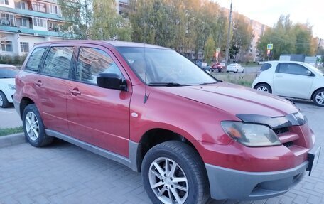 Mitsubishi Outlander III рестайлинг 3, 2003 год, 470 000 рублей, 3 фотография