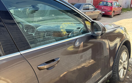 Volkswagen Touareg III, 2011 год, 1 175 000 рублей, 16 фотография