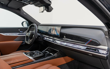 BMW 7 серия, 2025 год, 14 990 000 рублей, 15 фотография