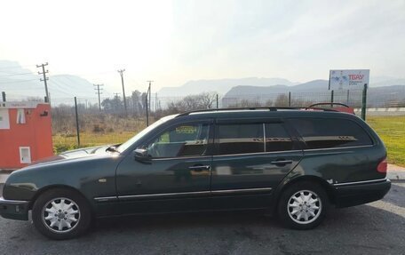 Mercedes-Benz E-Класс, 1997 год, 340 000 рублей, 1 фотография