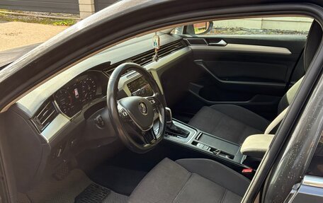 Volkswagen Passat B8 рестайлинг, 2017 год, 1 750 000 рублей, 8 фотография