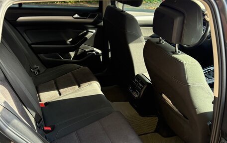 Volkswagen Passat B8 рестайлинг, 2017 год, 1 750 000 рублей, 6 фотография
