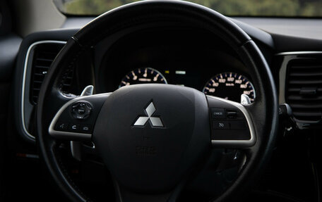 Mitsubishi Outlander III рестайлинг 3, 2012 год, 1 578 000 рублей, 12 фотография
