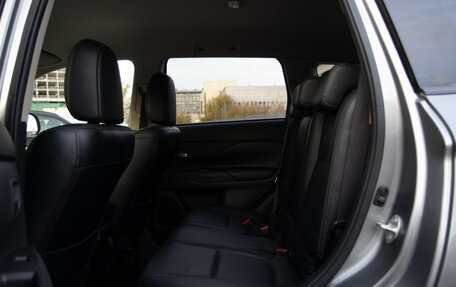Mitsubishi Outlander III рестайлинг 3, 2012 год, 1 578 000 рублей, 8 фотография