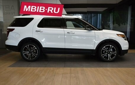 Ford Explorer VI, 2015 год, 2 250 000 рублей, 4 фотография