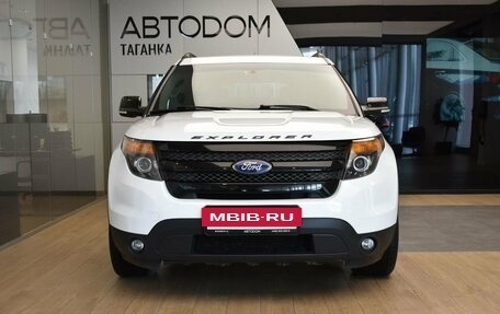 Ford Explorer VI, 2015 год, 2 250 000 рублей, 2 фотография