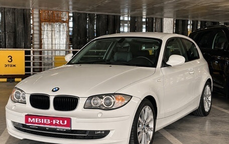 BMW 1 серия, 2011 год, 1 200 000 рублей, 1 фотография