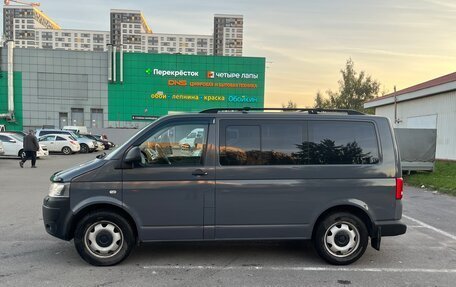Volkswagen Caravelle T5, 2012 год, 2 000 000 рублей, 4 фотография