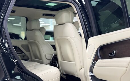 Land Rover Range Rover IV рестайлинг, 2022 год, 15 999 000 рублей, 30 фотография