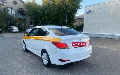 Hyundai Solaris II рестайлинг, 2016 год, 430 000 рублей, 6 фотография