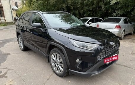 Toyota RAV4, 2020 год, 3 600 000 рублей, 3 фотография