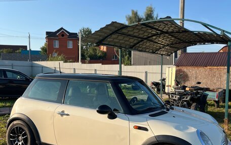 MINI Hatch, 2004 год, 420 000 рублей, 1 фотография