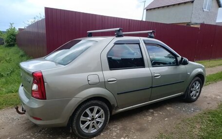 Renault Logan I, 2014 год, 560 000 рублей, 3 фотография