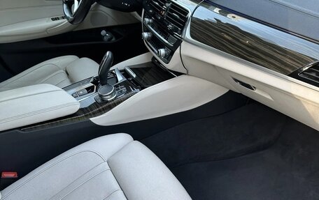 BMW 5 серия, 2019 год, 3 900 000 рублей, 10 фотография