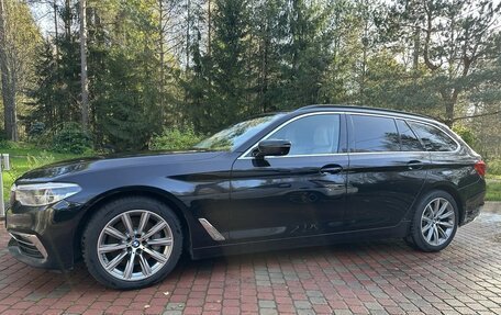 BMW 5 серия, 2019 год, 3 900 000 рублей, 16 фотография