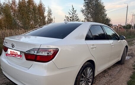 Toyota Camry, 2017 год, 1 750 000 рублей, 5 фотография
