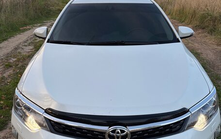 Toyota Camry, 2017 год, 1 750 000 рублей, 9 фотография