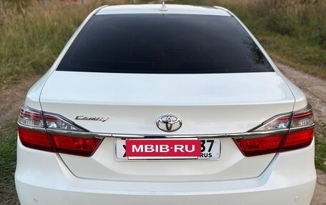 Toyota Camry, 2017 год, 1 750 000 рублей, 7 фотография