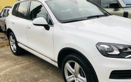 Volkswagen Touareg III, 2013 год, 2 450 000 рублей, 3 фотография