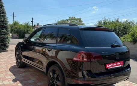 Volkswagen Touareg III, 2012 год, 2 050 000 рублей, 3 фотография