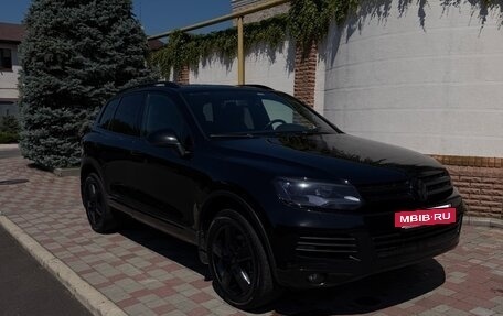 Volkswagen Touareg III, 2012 год, 2 050 000 рублей, 8 фотография