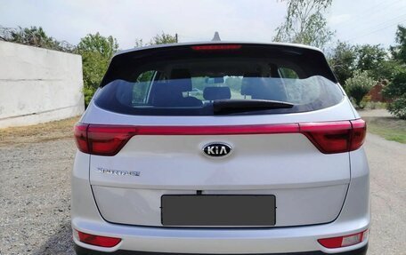 KIA Sportage IV рестайлинг, 2018 год, 1 980 000 рублей, 2 фотография