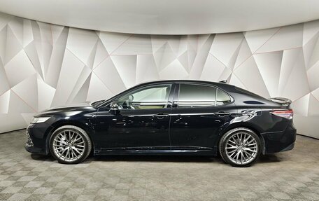 Toyota Camry, 2021 год, 2 895 000 рублей, 5 фотография