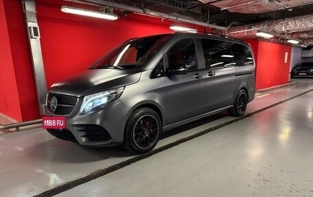 Mercedes-Benz V-Класс, 2020 год, 9 700 000 рублей, 2 фотография