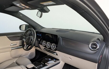 Mercedes-Benz GLA, 2020 год, 3 500 000 рублей, 11 фотография
