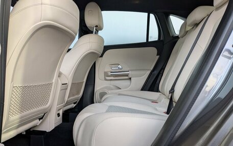 Mercedes-Benz GLA, 2020 год, 3 500 000 рублей, 3 фотография
