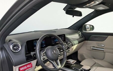 Mercedes-Benz GLA, 2020 год, 3 500 000 рублей, 9 фотография