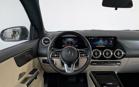 Mercedes-Benz GLA, 2020 год, 3 500 000 рублей, 25 фотография