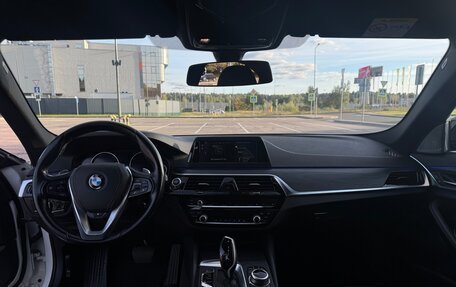 BMW 5 серия, 2017 год, 2 650 000 рублей, 15 фотография
