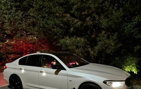 BMW 5 серия, 2017 год, 2 650 000 рублей, 21 фотография