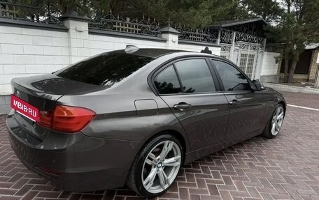 BMW 3 серия, 2014 год, 1 470 000 рублей, 4 фотография