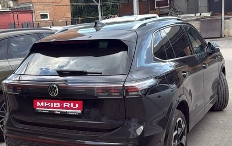 Volkswagen Tiguan, 2024 год, 4 200 000 рублей, 2 фотография